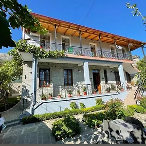 Garden , Përmet Albanie
